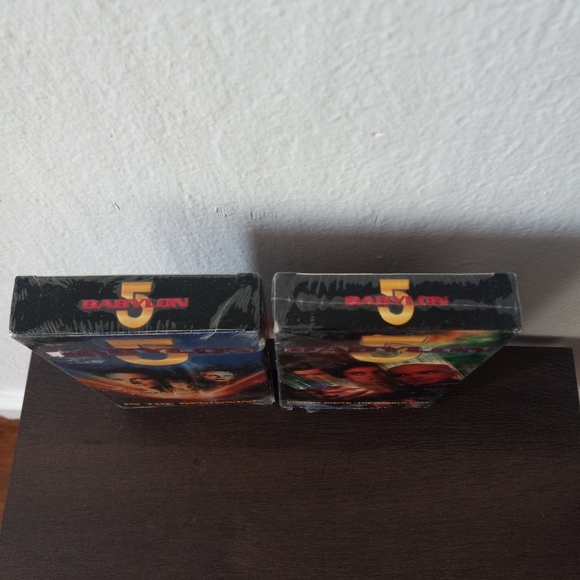 Babylon 5 Vol.1 & Vol.7 VHS Factory Sealed - Picture 2 of 7